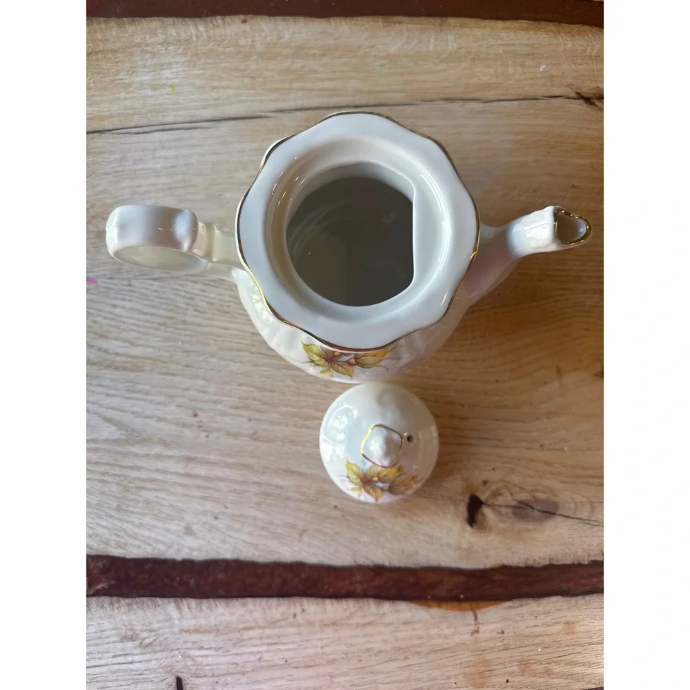 Price Kensington Potteries Yellow Rose Teapot Tudor Made in England Gold Gilt